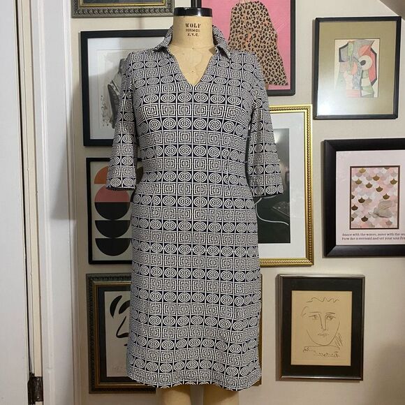 J.McLaughlin Womens Size Small Dress Navy Blue Geometric Print V Neck Collared - Picture 2 of 5